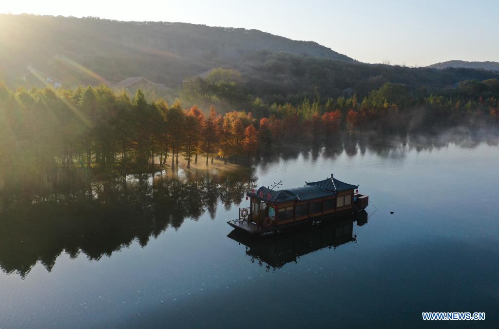 Chine: paysage hivernal du lac Tianquan au Jiangsu