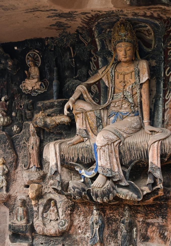  Chine : anciennes statues en pierre à Anyue