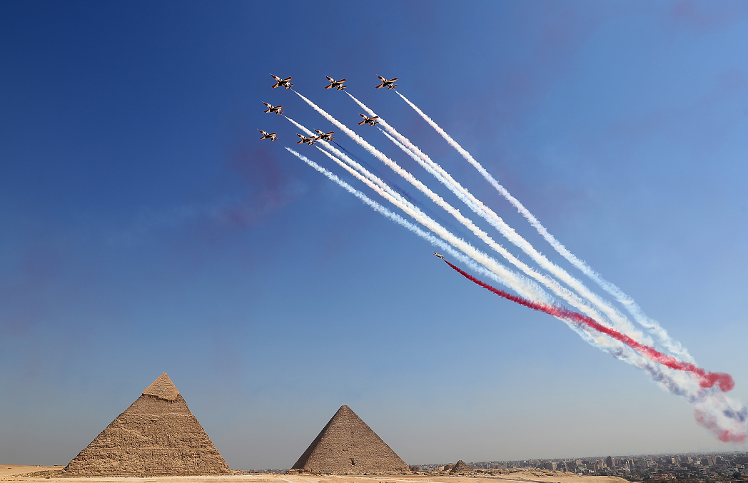 Pyramids Air Show 2022 à Gizeh, en Egypte