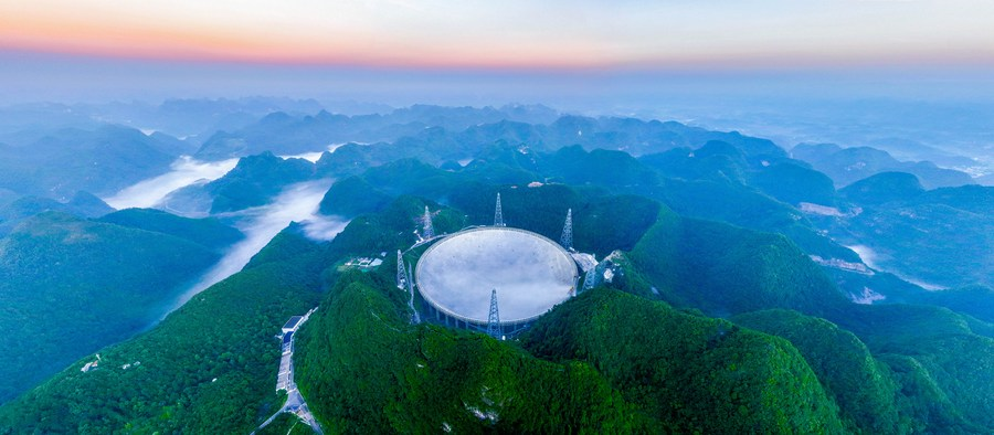 Chine : le télescope FAST au Guizhou