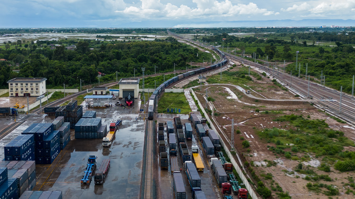 Le volume du transport de fret du chemin de fer Chine-Laos dépasse 1 million de tonnes