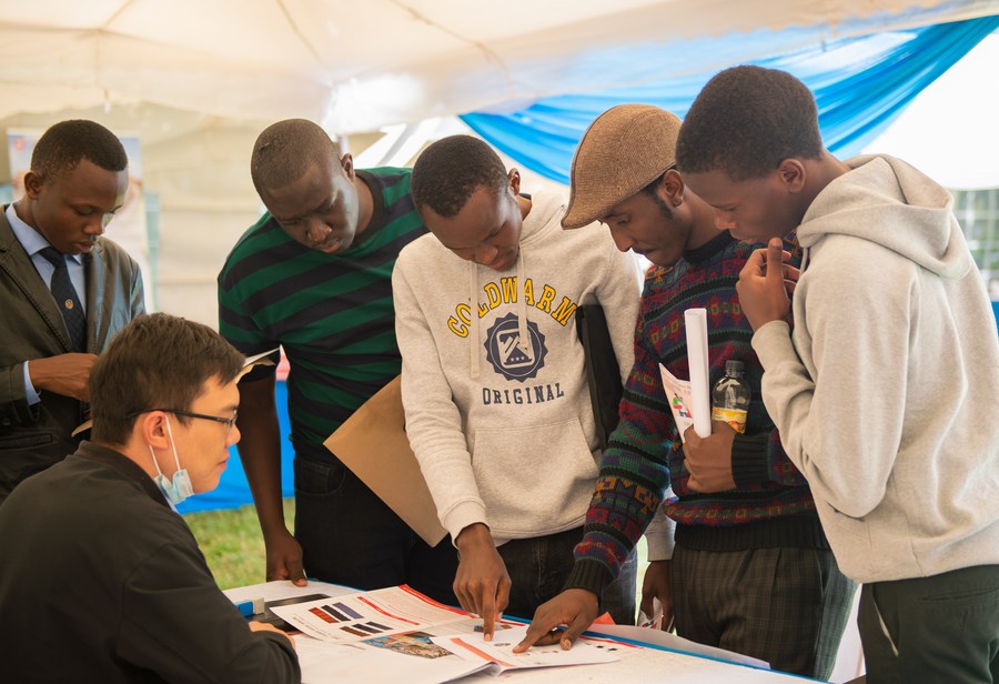 Kenya : salon de l'emploi des entreprises chinoises