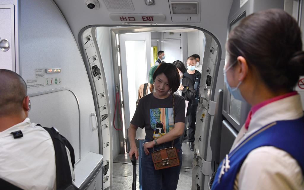 Chine : premier avion de la ligne Xi'an-Urumqi-Achgabat au Shaanxi