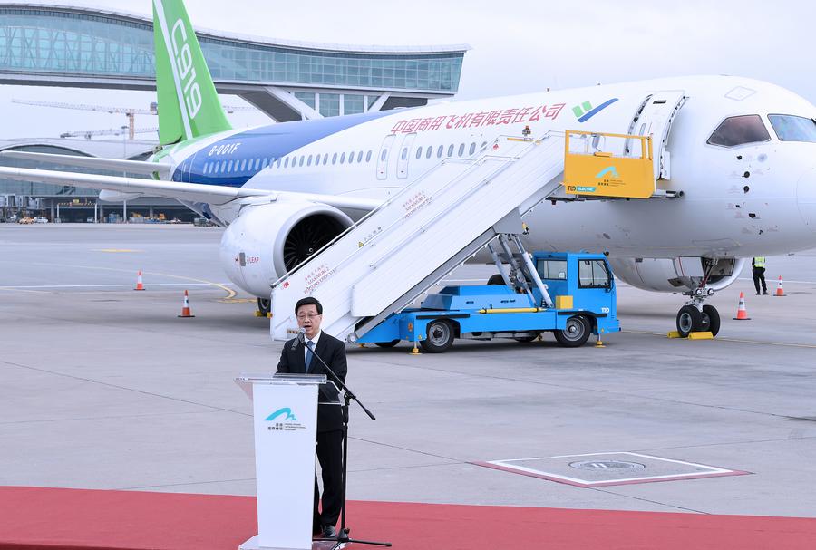 Cérémonie de bienvenue aux avions de ligne chinois C919 et ARJ21 dans la RASHK