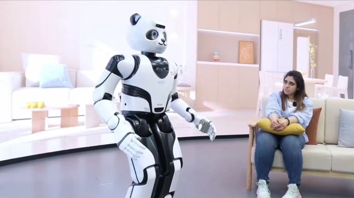 #AmazingChina | Souhaitez-vous avoir un robot humanoïde comme compagnon ?